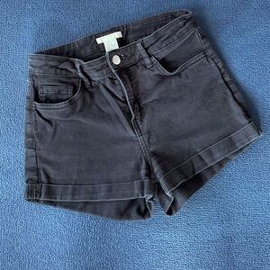 Black H&M shorts